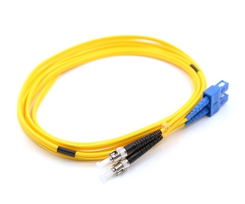 3.0mm Glasfaser-Patchcord mit OFNP-Kabel UPC/APC-Polieren kundenspezifische Längen