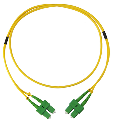 Telekommunikationstechnisches Glasfaserpatchkabel mit PVC/LSZH-Jackett mit 3,0 mm Durchmesser und geringem Einfügungsverlust