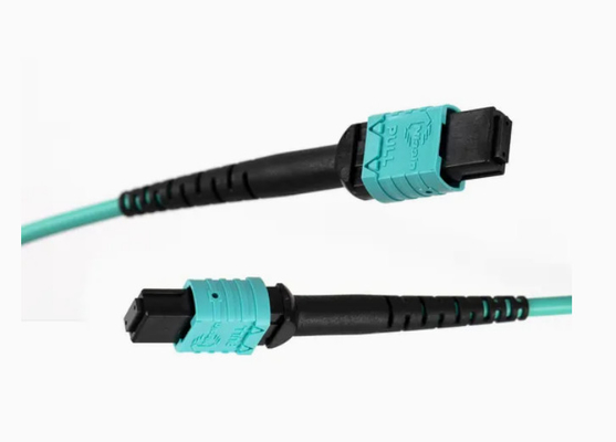 MTP-kompatibles MPO-MPO-Faserkabel für Qsfp+Transceiver 5g-Kommunikation Typ B