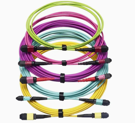 Optische Faser FTTH Patch Cord Trunk Kabel PVC Material Panel MPO Faser Kabel