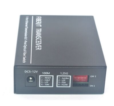 SC Simplex/Duplex 10/100/1000Base-TX zu 1000Base-FX Glasfaser-Medienkonverter mit LFP
