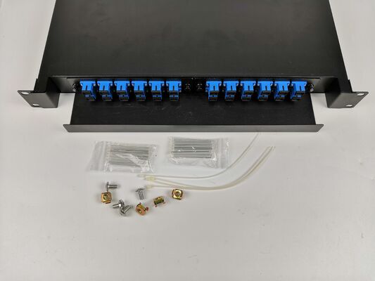 24-Kern schiebbares 19-Zoll-Rack-Montage-Glasfaser-Verteilungsrahmen mit vereinfachtem Kabelmanagement