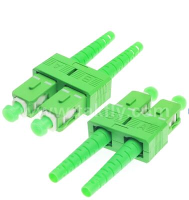 SC/APC Glasfaseranschluss, Grüner Gehäuse 8° Winkel Polnischer Anschluss, Rückspiegelung mit niedriger Rückwärtsreflexion Hochpräzision SC APC Simplex Adapter für FTTH CATV-Optisches Netzwerk