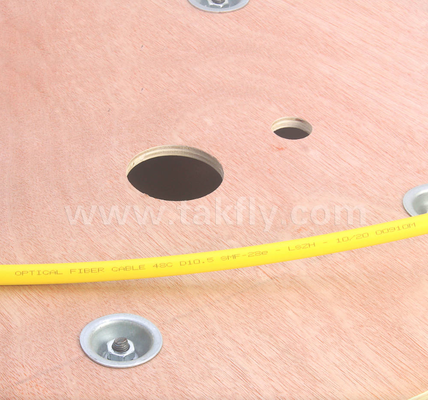48-Kern-SC-SC-Vor-Termined Breakout Patch Cord ¢ Hochdichte, kundenspezifische Breakout-Konfigurationen (Bare Fiber / 0,9 mm / 2,0 mm / 3,0 mm), für Rechenzentrum und Indoor / Outdoor-Anwendungen