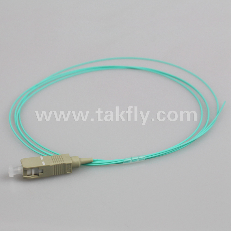 SC UPC 0,9mm SX OM3 Glasfaser-Pigtail 1,5M mit hohem Rücklaufverlust UPC SM≥50dB und niedrigem Interventionsverlust ≤0,3dB