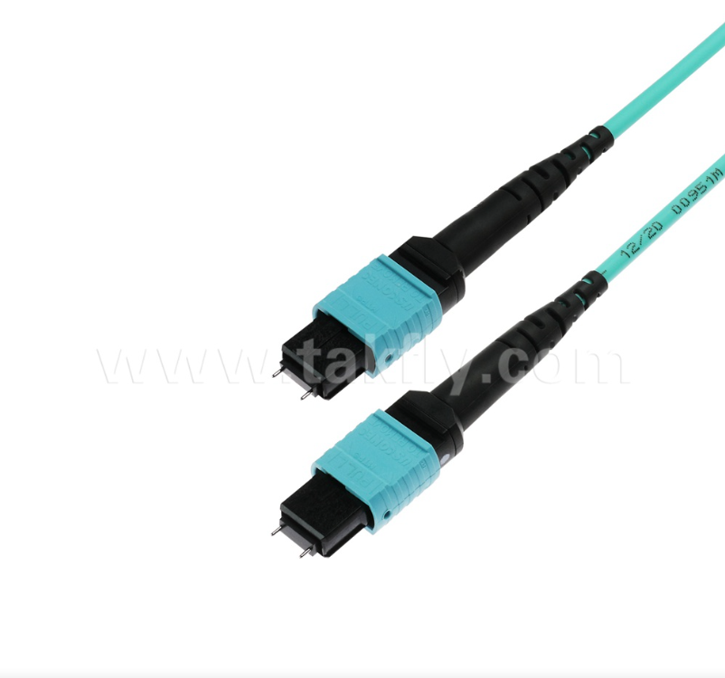 MPO/MTP 16-Faser-OM4-Trunk-Kabel – hohe Dichte, geringe Einfügungsdämpfung für Hyperscale-Rechenzentren (40G/100G/400G-fähig)